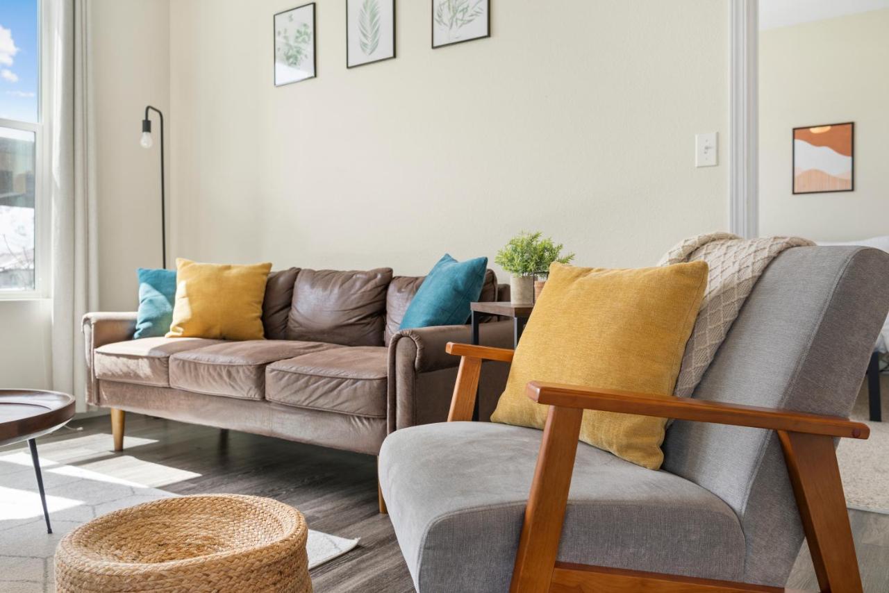 Appartamento Luxury Retreat - King Beds, Hot Tub, & Pool - Family & Remote Work Friendly Reno Esterno foto